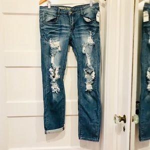 Juniors Size 9 Ripped/Distressed Jeans NWT